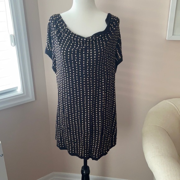 𝅺I-N-C Top - Picture 1 of 7